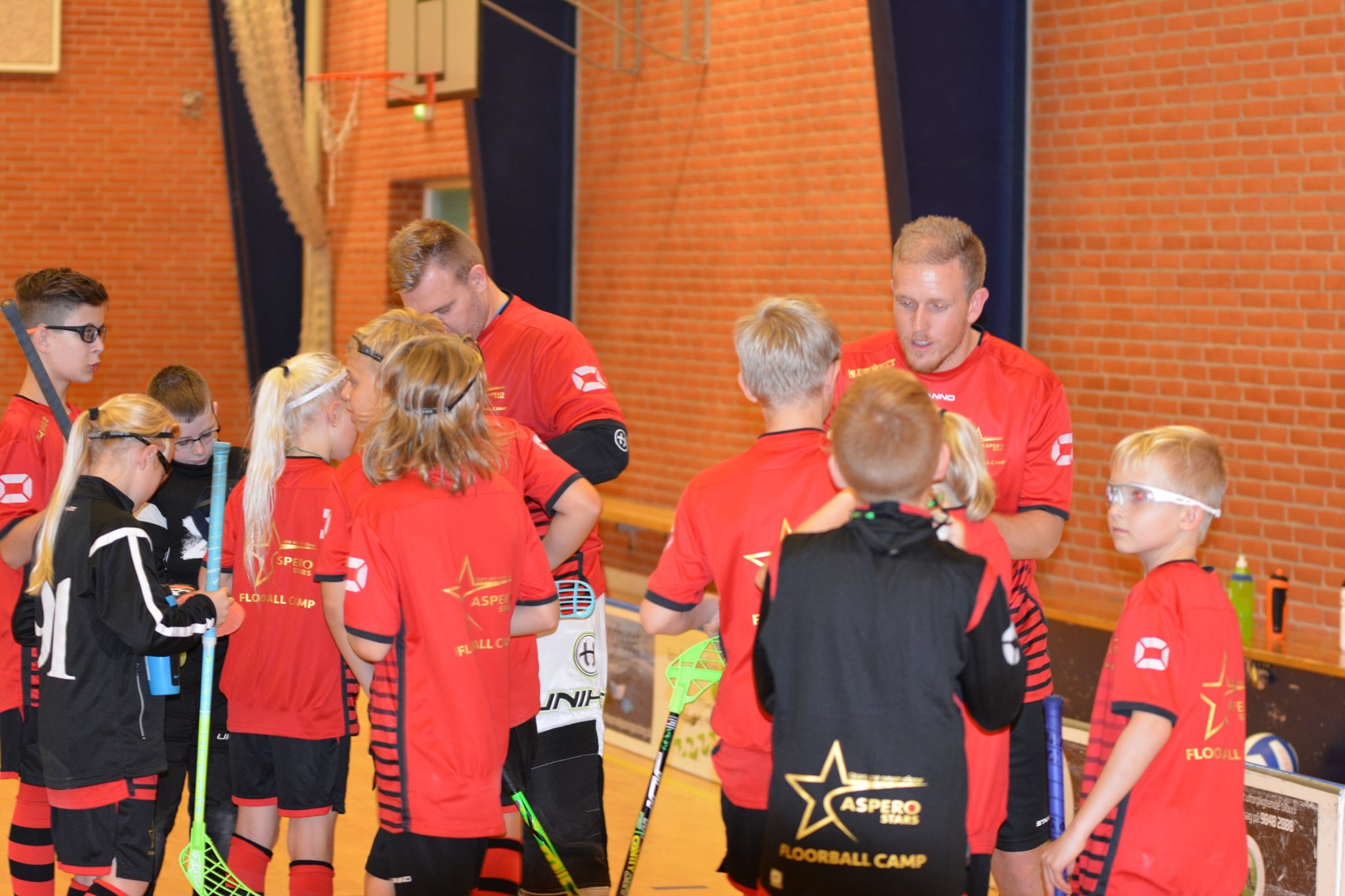 74408273_985938178406372_4492161107259031552_n